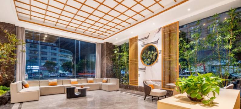 虔美国际酒店(会昌戏剧小镇店)图片