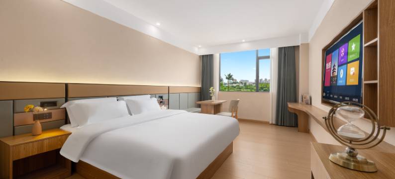 云居轻奢酒店(江门蓬江区万达广场华侨广场店)图片