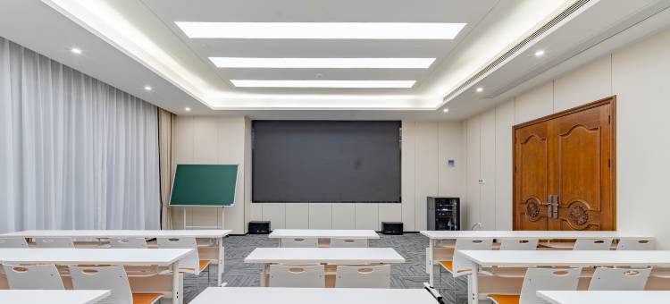 丽伯国际酒店(六安市中医院万达广场店)图片