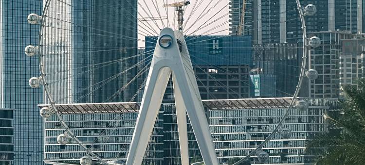 泊雲漫居·高空城景|SeaView云端酒店(深圳水贝国际黄金珠宝城店)图片