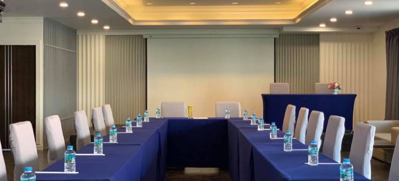 曼谷野餐酒店 - 兰南(Picnic Hotel Bangkok - Rang Nam)图片