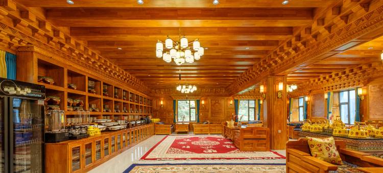 花筑·唐拉颇章·悬崖藏地民宿(牟尼沟风景区店)图片