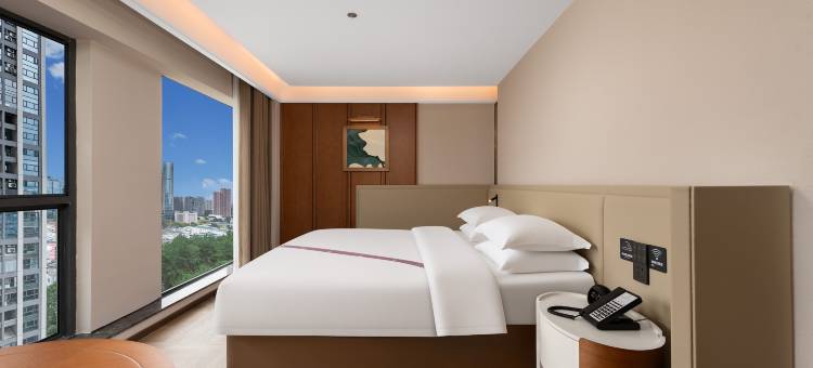 艺龙酒店(贵阳北站黔灵山路店)图片