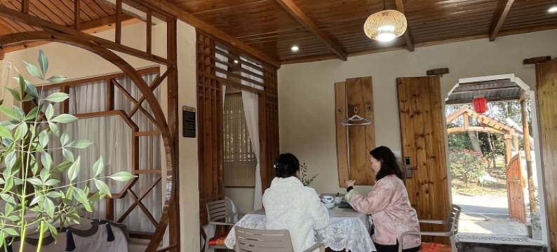 蓝湖湾民宿图片