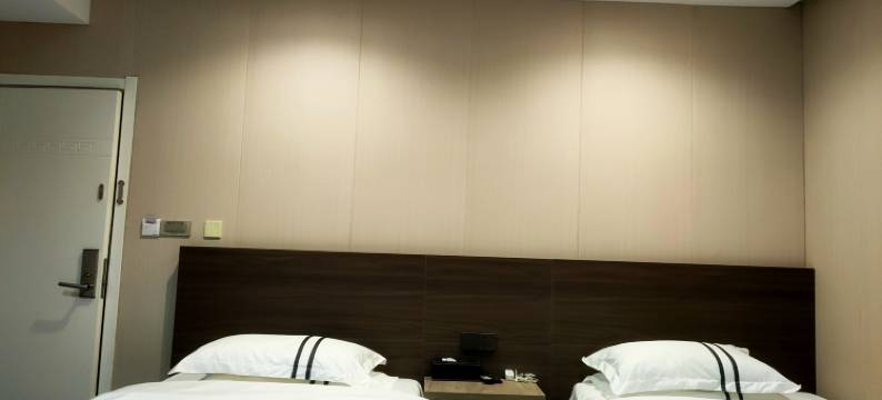 旬阳糖果酒店图片