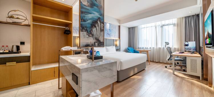 竞族·炽锋电竞酒店(泰兴吾悦广场济川北路店)图片