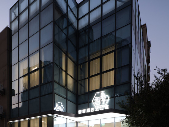 智享酒店(南通火车站商贸学院店)