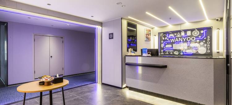 网鱼电竞酒店(成都世豪广场大源地铁站店)图片