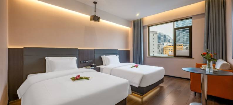 御品景江度假酒店(西双版纳景洪告庄星光夜市店)图片