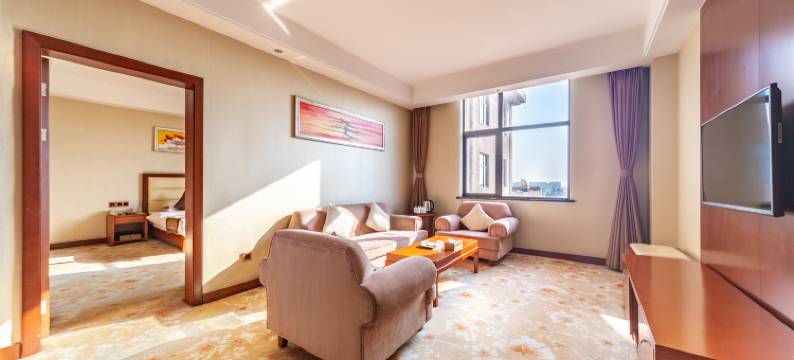 金鼎澳门国际酒店(郑州新郑国际机场店)图片