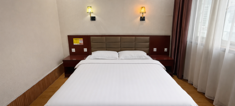 安阳顺福快捷宾馆(安阳工学院三角湖公园店)图片