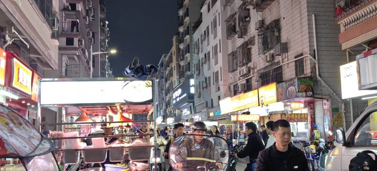 深圳宝安三月青年旅社图片