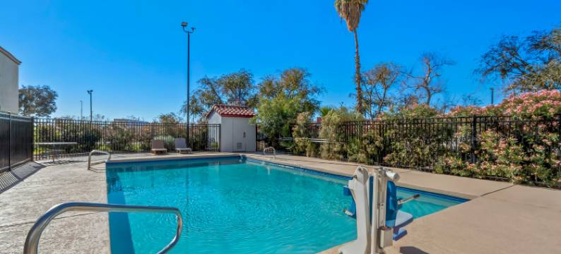 红屋顶酒店-凤凰城北-I-17号公路及贝尔路(Red Roof Inn Phoenix North -  I-17 at Bell Rd)图片