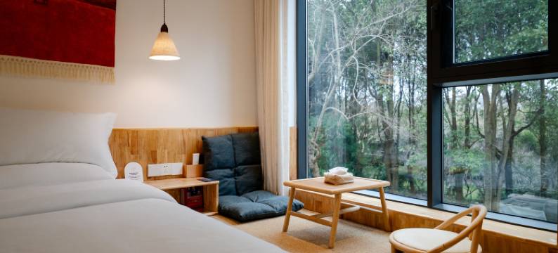 贵阳山屿民宿(十里河滩花溪公园地铁站店)图片