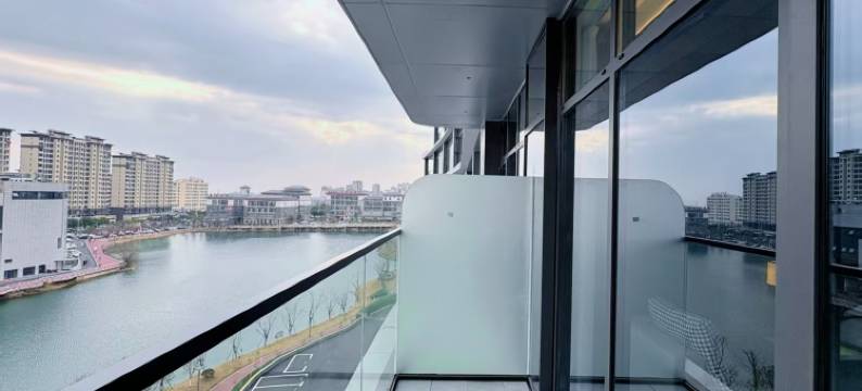 彭泽龙腾国际假日酒店(联盛快乐城县政府店)图片