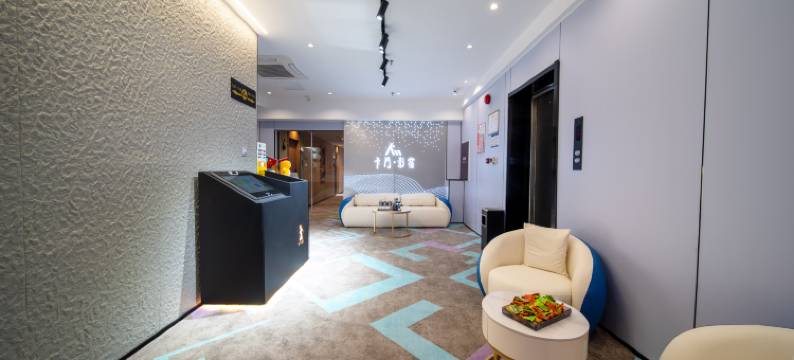 卡门影宿(港澳广场店)图片