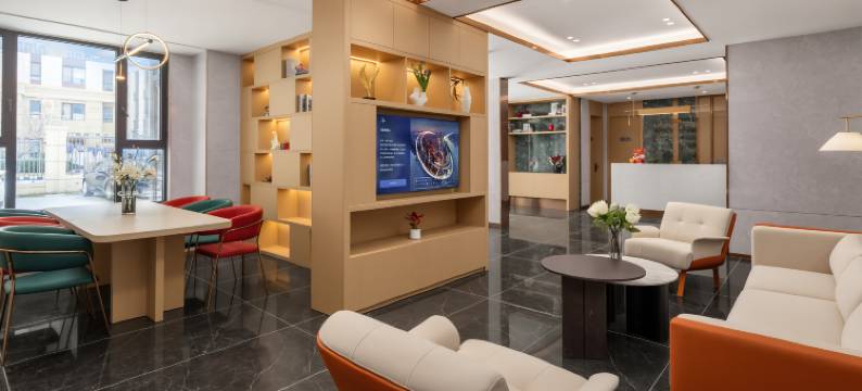 白玉兰商务酒店(青岛东方伊甸园金茂览秀城店)图片