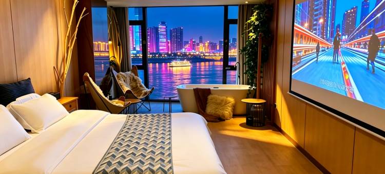 大视野江景·服务式景观公寓(积玉桥地铁站武昌江滩店)图片