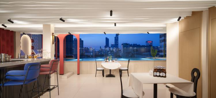 昆明·丽柏WAVESWEPT·MISTYSEA设计酒店(昆明站环城南路地铁店)图片