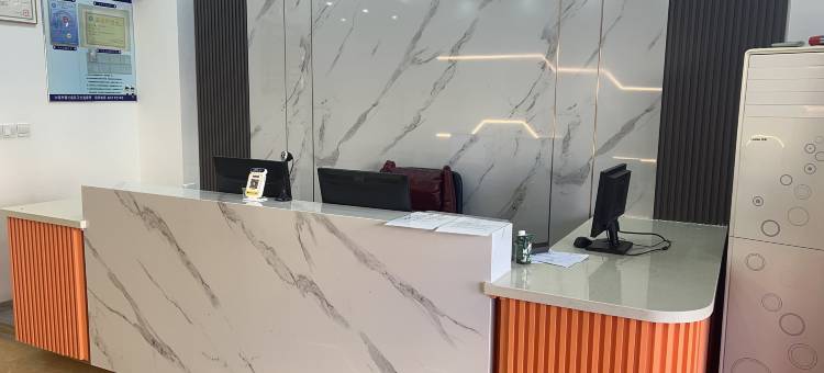 保益电竞酒店(普兰店商业街店)图片