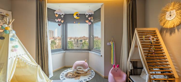 嘉善大众广场世纪大道亚朵酒店图片