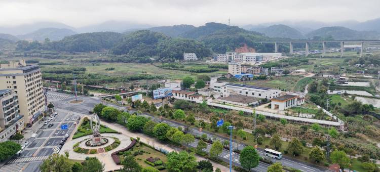 连山龙山花园酒店图片