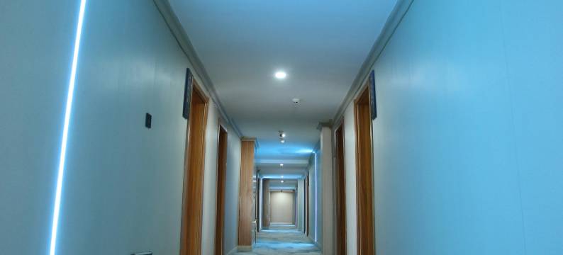 悦家轻奢酒店图片