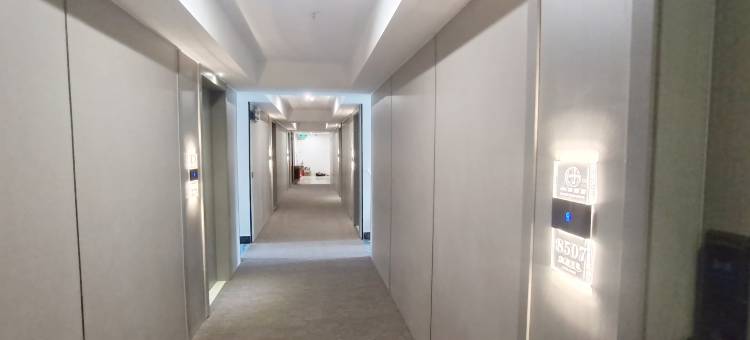 小田·酒店(淡水壹中心店)图片