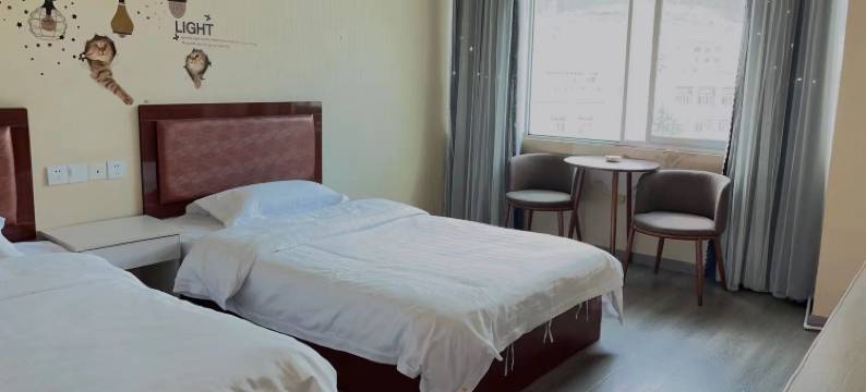 林芝教育宾馆图片