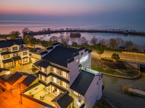 苏州函景湖畔民宿(太湖西山缥缈峰店)