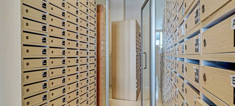 首都O 92557梅卡旺宜广场公寓-由阿古斯管理(Capital O 92557 Apartemen Mekarwangi Square by Agus)图片