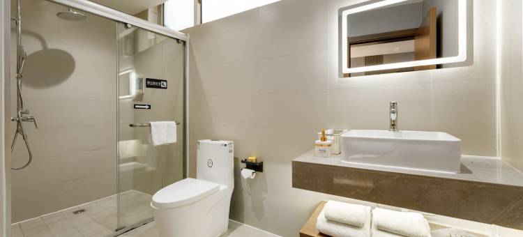 如家·UP华驿精选酒店(武清高铁站中信广场店)图片