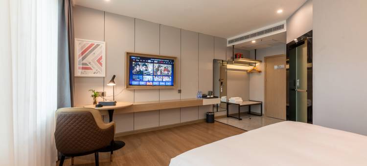 柏曼酒店(龙岩动车站中山路店)图片