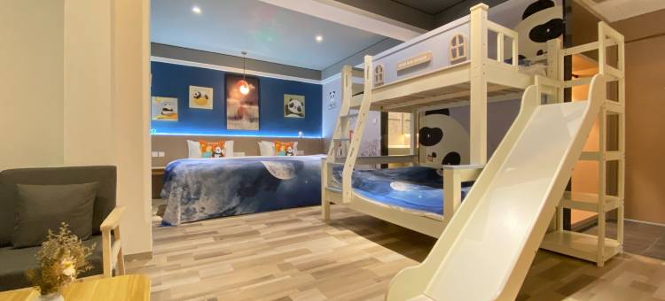 奔赴星空民宿(峨眉山旅游客运中心店)图片