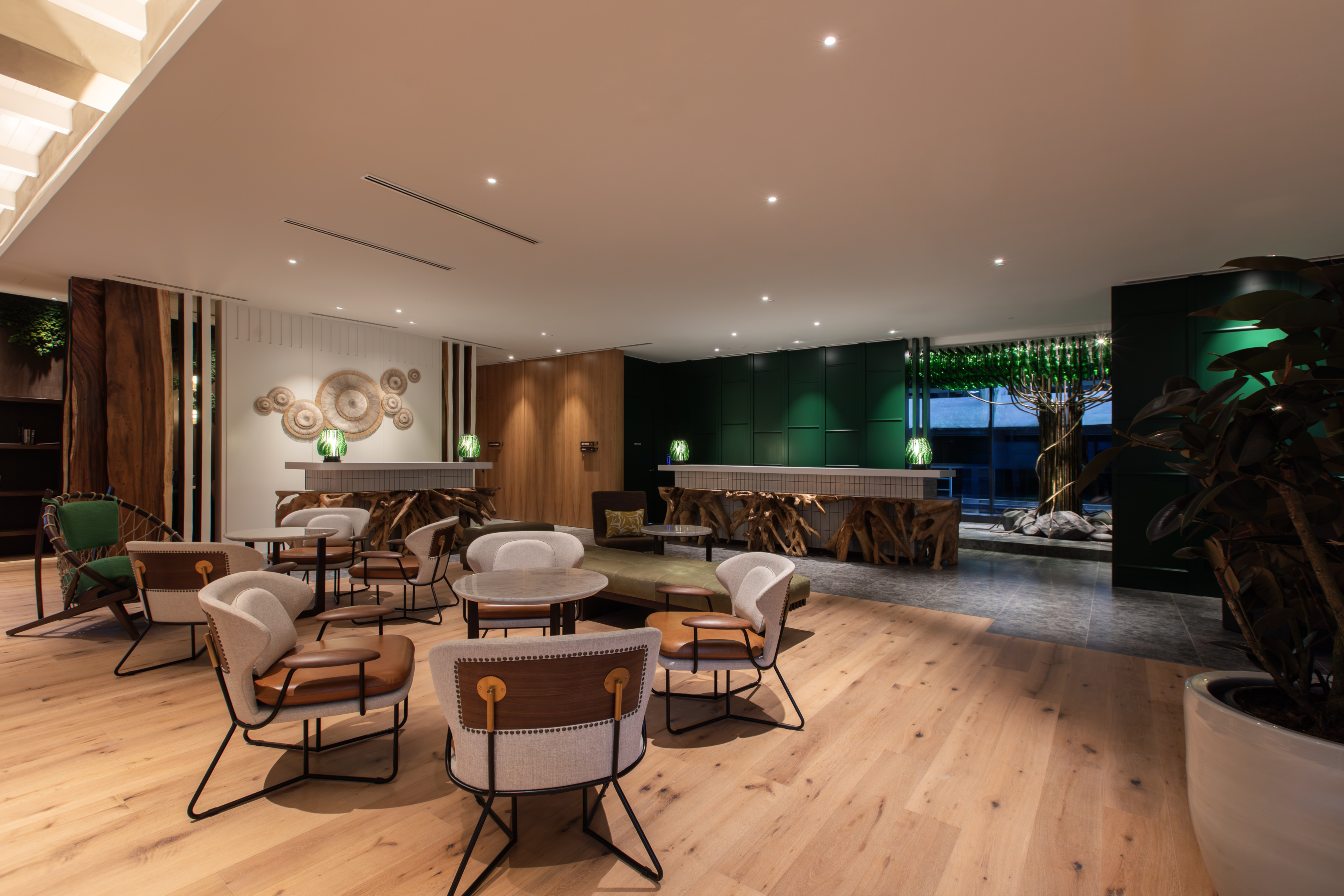 Hotel Indigo KUALA LUMPUR ON THE PARK by IHG Over view