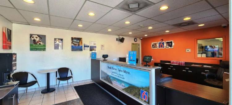 纳萨 - 休斯敦6号汽车旅馆(Motel 6 Webster, TX - Houston - NASA Lake)图片