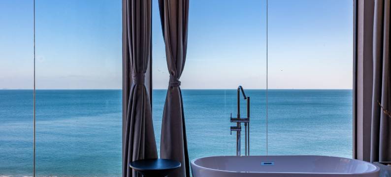 青岛印澜一宿·悬崖海景民宿(崂山风景区泉心河沙滩店)图片