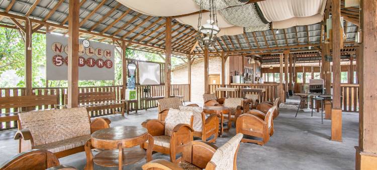 恩达勒姆萨宾伊斯兰酒店(Joglo Ndalem Sabine Syariah)图片