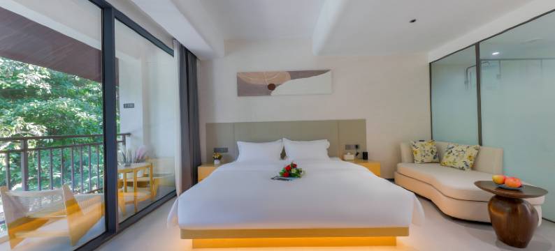 以乐设计酒店(西双版纳景洪告庄西双景星光夜市店)图片