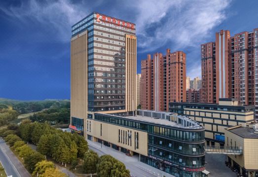 维纳斯皇家酒店（崑山周市政府店）外景图