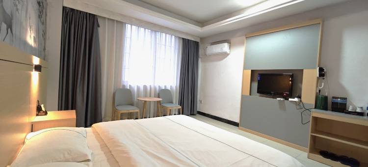 防城港中天商务酒店(防城区嘉乐城店)图片