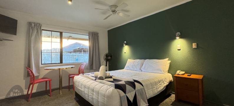 奥克伍德庄园汽车旅馆(Oakwood Manor Motor Lodge)图片