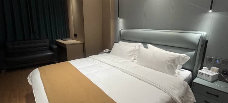 梦琴酒店(湾沚世茂大厦店)图片