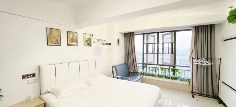 莱茵主题影院酒店(武汉湖北工业大学店)图片