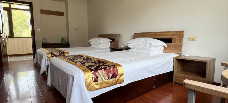 辽阳龍山渔村图片