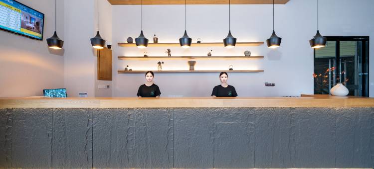 李雷家民宿岳池东湖店图片