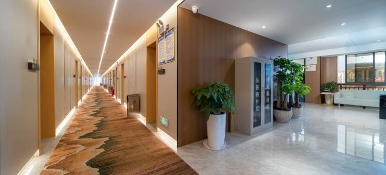 铂曼·云舍酒店(贵阳花溪大学城海纳广场精彩城店)图片