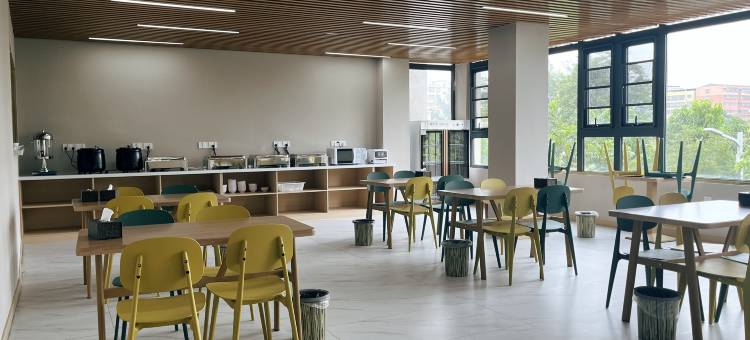 洛宁曼居酒店(聚魁楼店)图片