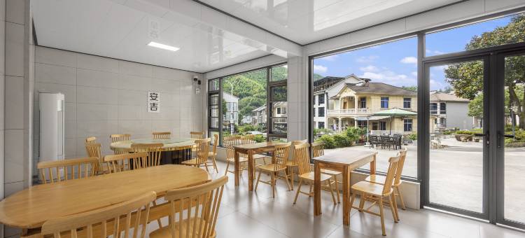 安吉莲连悠民宿(龙王山漂流店)图片
