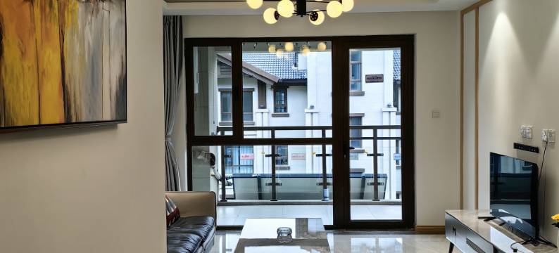 欢乐四季民宿(四季童话小镇店)图片